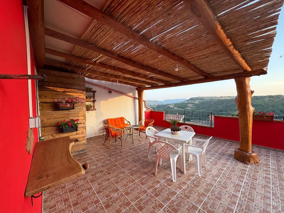 View (from property/room), Balcony/Terrace