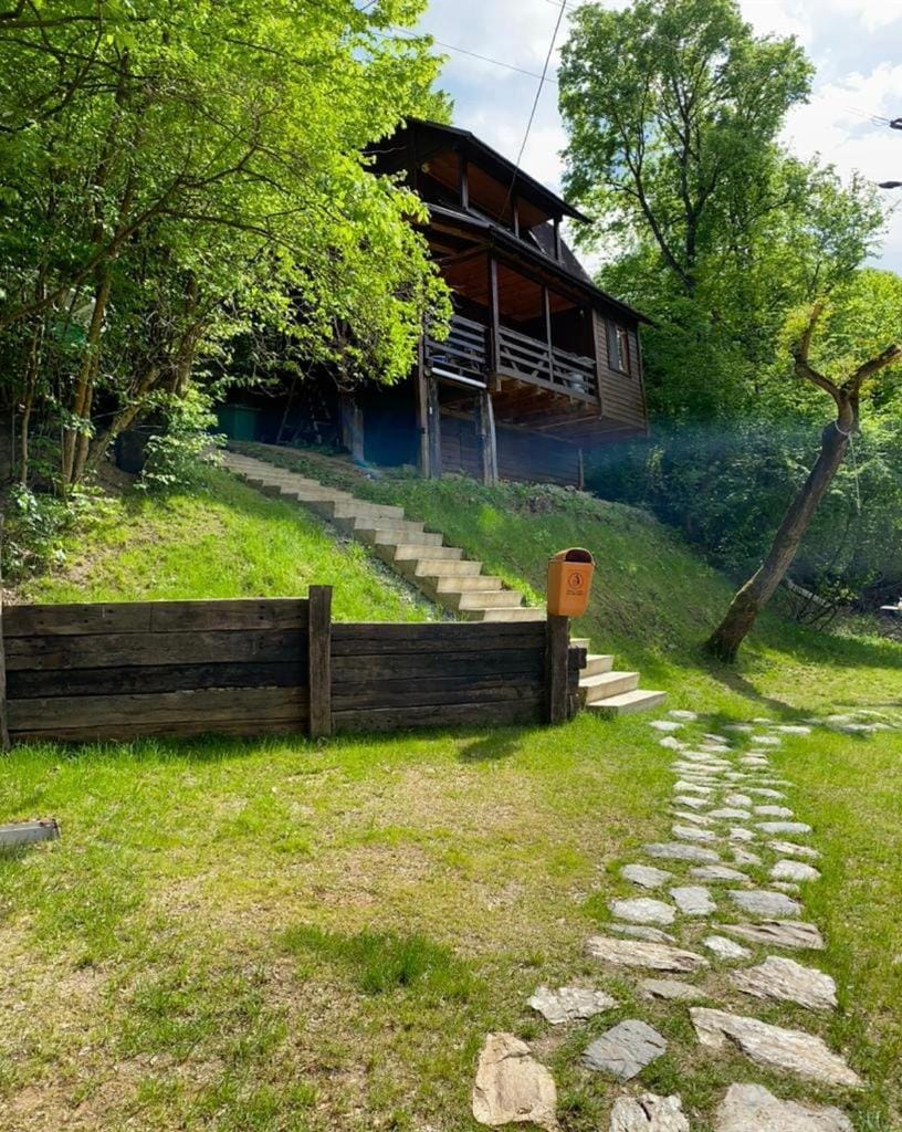 Property building, Natural landscape, Garden view