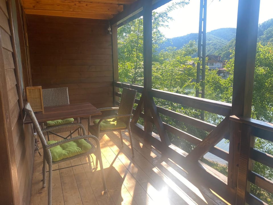Patio, View (from property/room), Balcony/Terrace, Mountain view