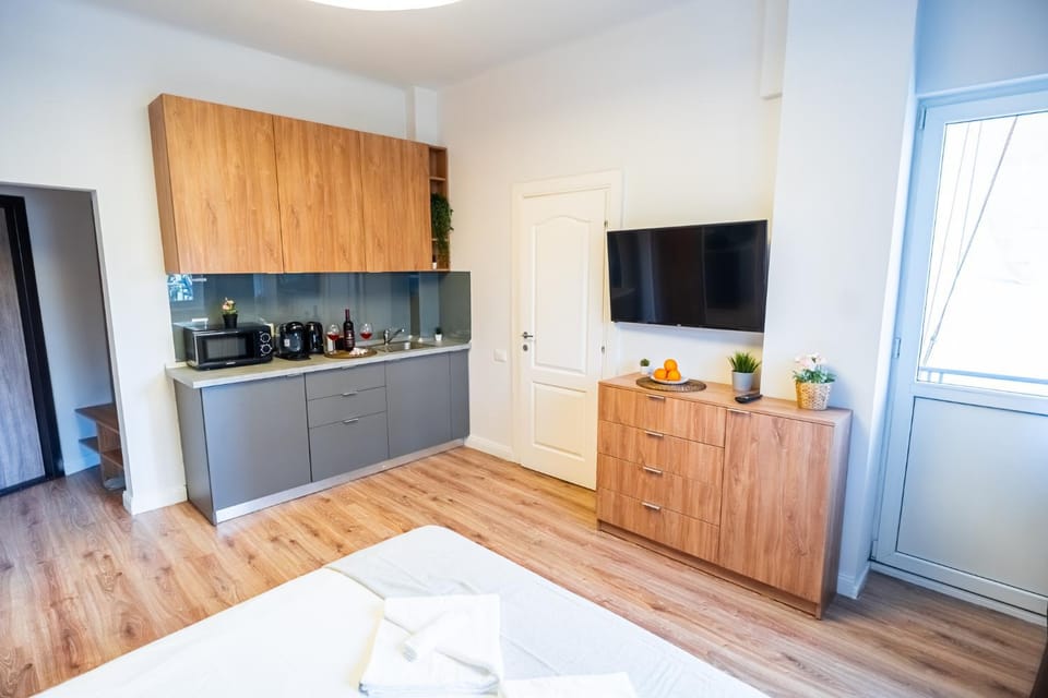 TV and multimedia, Kitchen or kitchenette