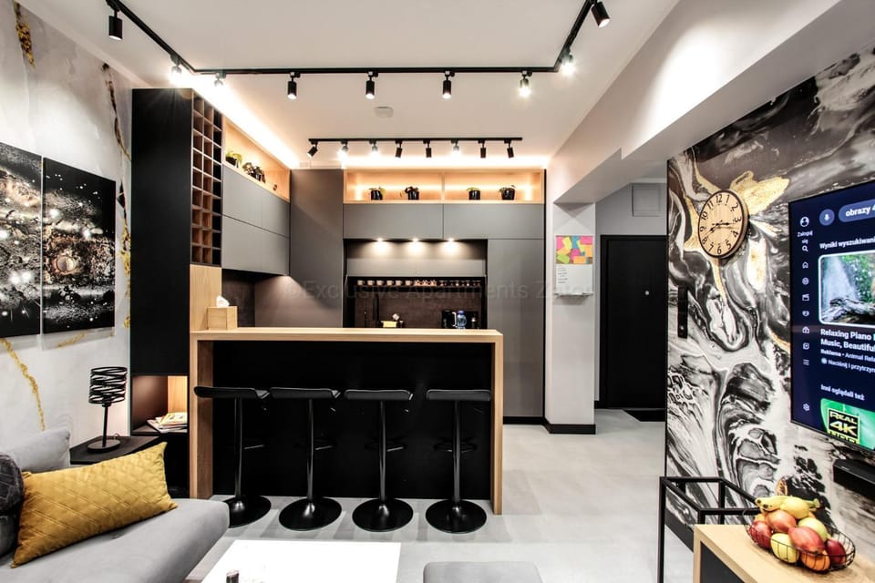 TV and multimedia, Kitchen or kitchenette, Living room, Seating area, minibar, oven, pet friendly, stove