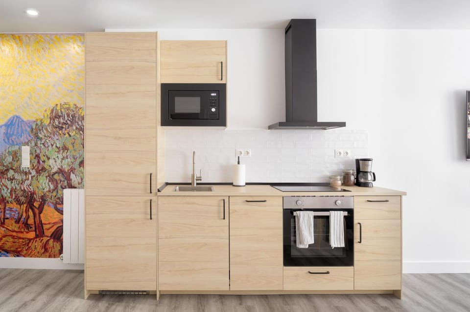 Coffee/tea facilities, Kitchen or kitchenette, minibar, pet friendly, stove, toaster