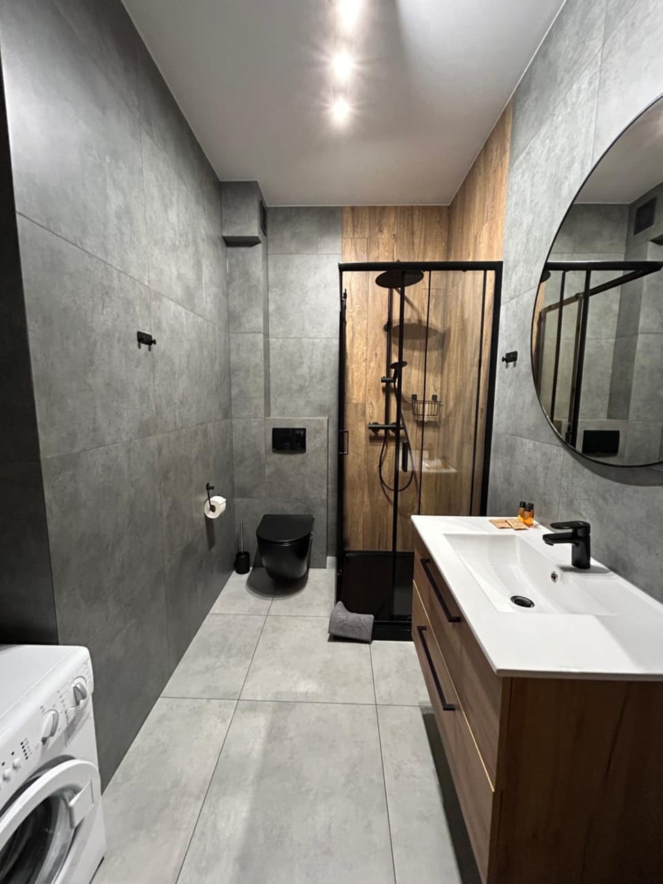 Shower, Bathroom, washing machine