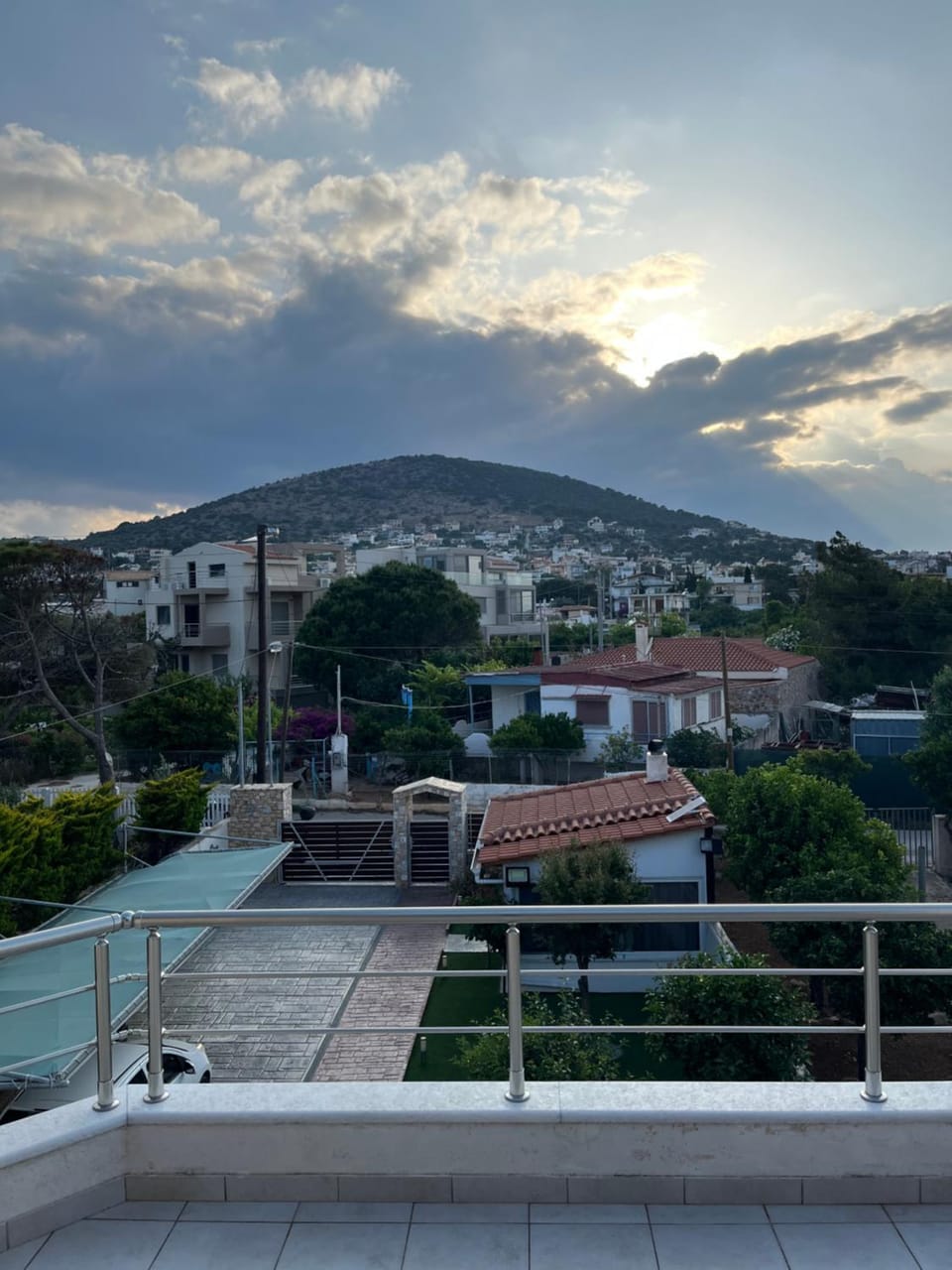 Chris luxury apartment,near Athens Airport! Apartment in East Attica Regional Unit, Greece