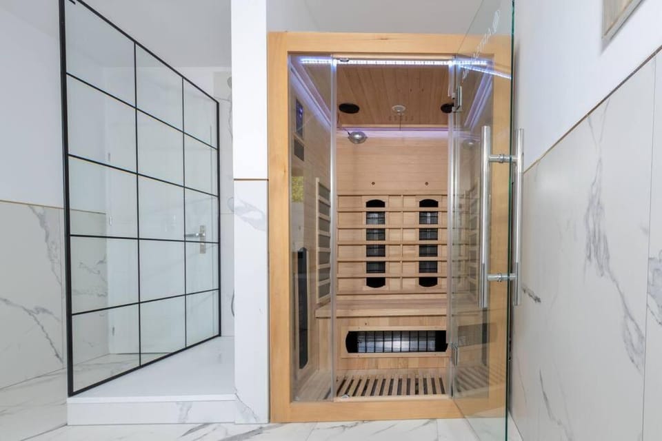 Shower, Sauna, Bathroom