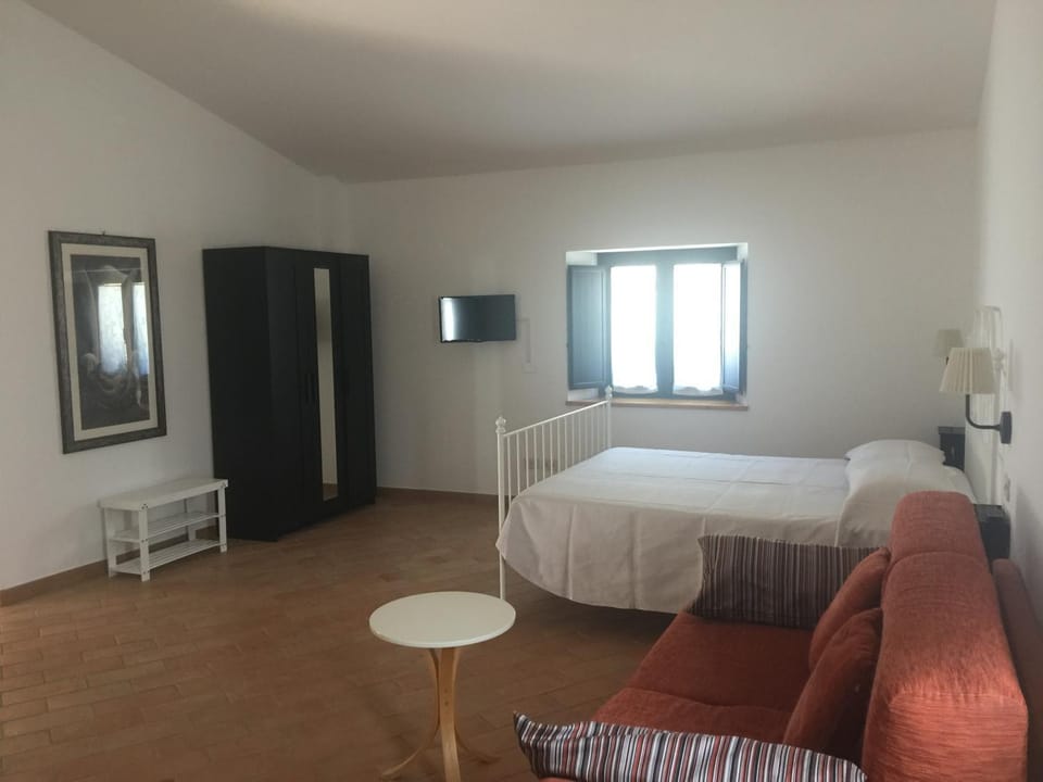 Living room, Bedroom