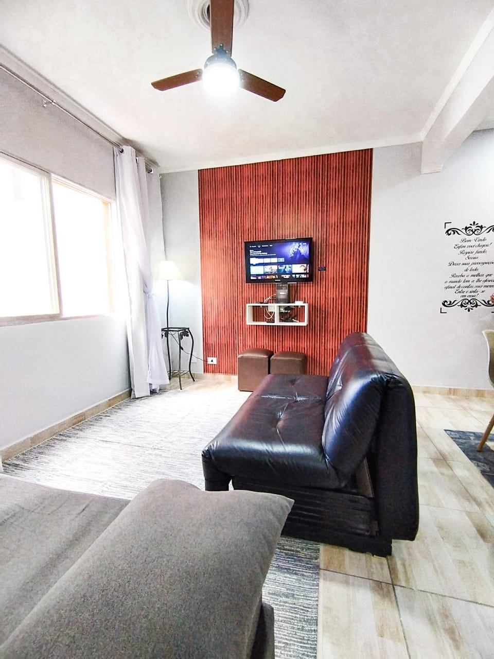 Communal lounge/ TV room, TV and multimedia, Living room, Evening entertainment