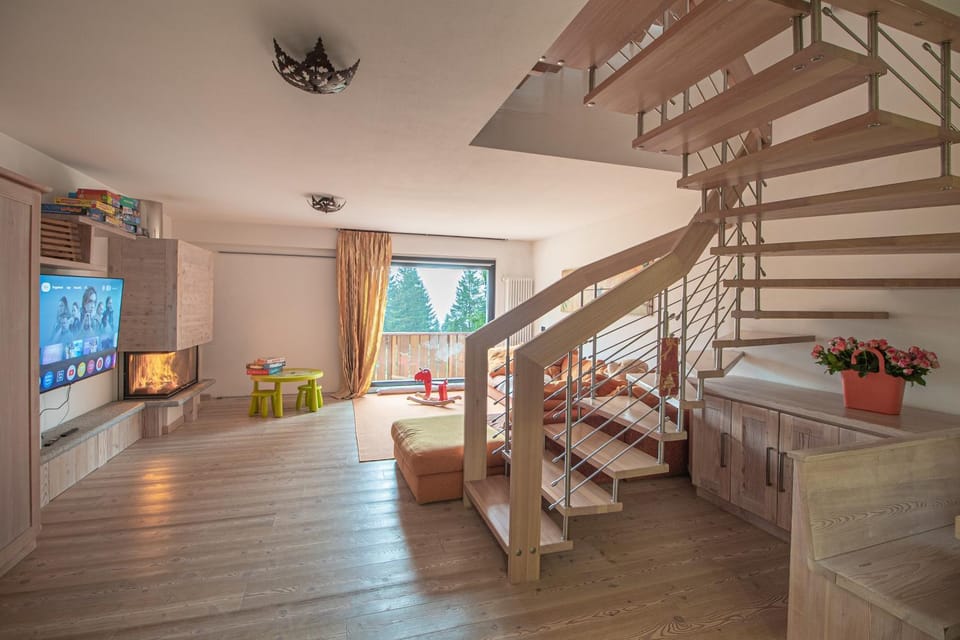 TV and multimedia, Living room