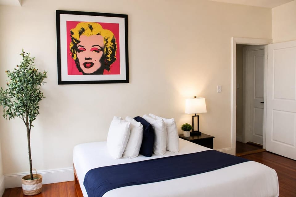 Stylish Apartment in Malden 20 Min from Boston #2 Apartment in Malden