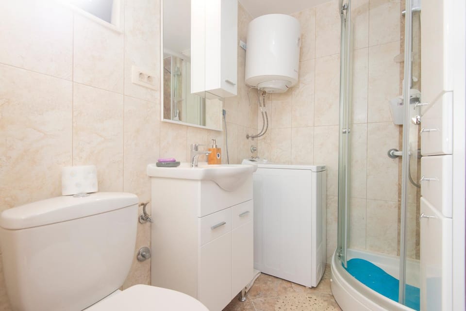 Shower, Bathroom, washing machine