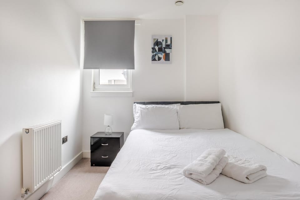 Spacious 2 Bedrooms Apartment In Stratford Apartment in London