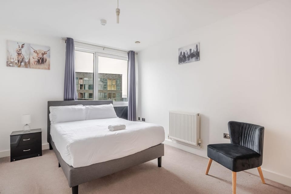 Spacious 2 Bedrooms Apartment In Stratford Apartment in London