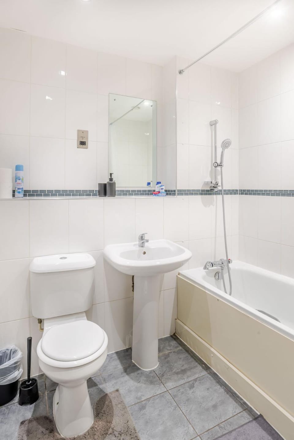 Spacious 2 Bedrooms Apartment In Stratford Apartment in London