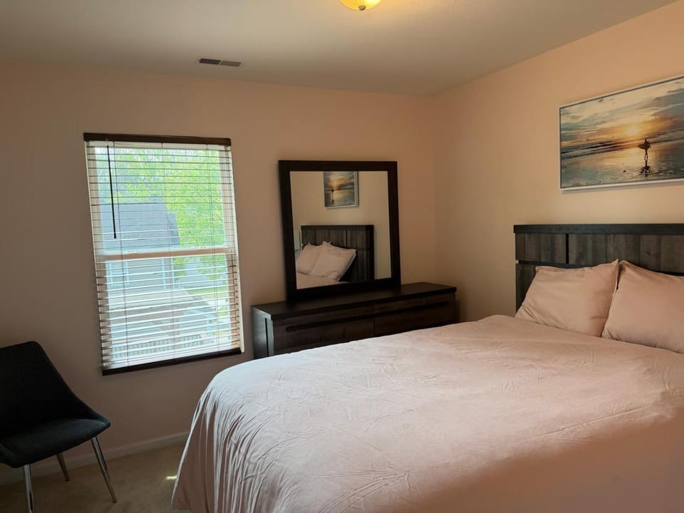 Beautiful Bed and Bath in Charlotte Vacation rental in Charlotte