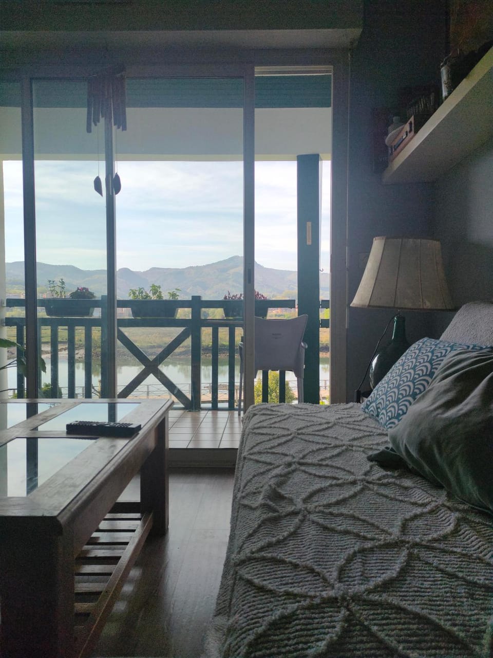 View (from property/room), Balcony/Terrace, Living room, Seating area, Dining area, Mountain view