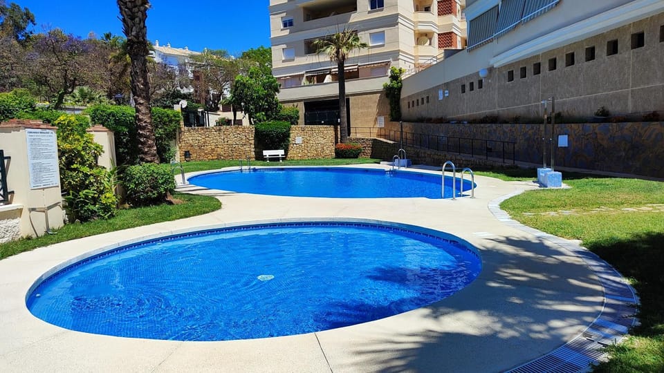 Garden, Swimming pool, Swimming pool