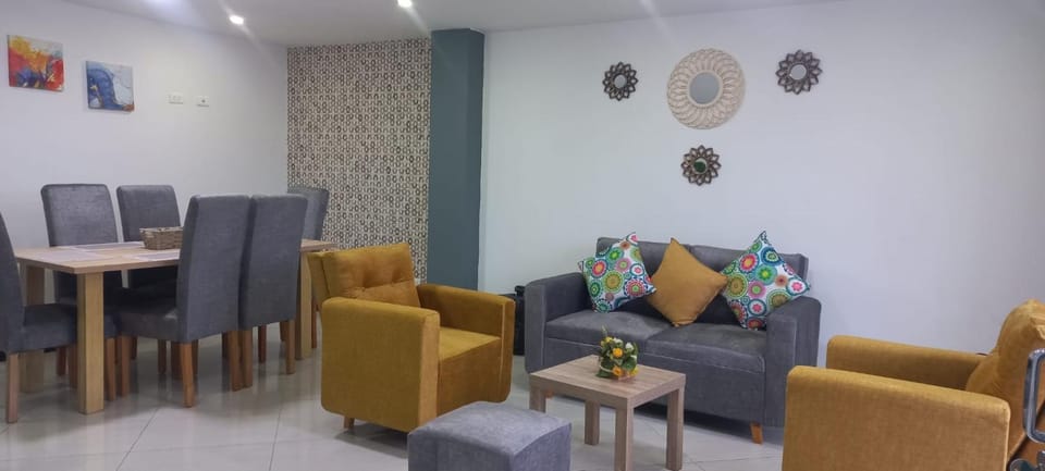 Living room, Seating area, Dining area