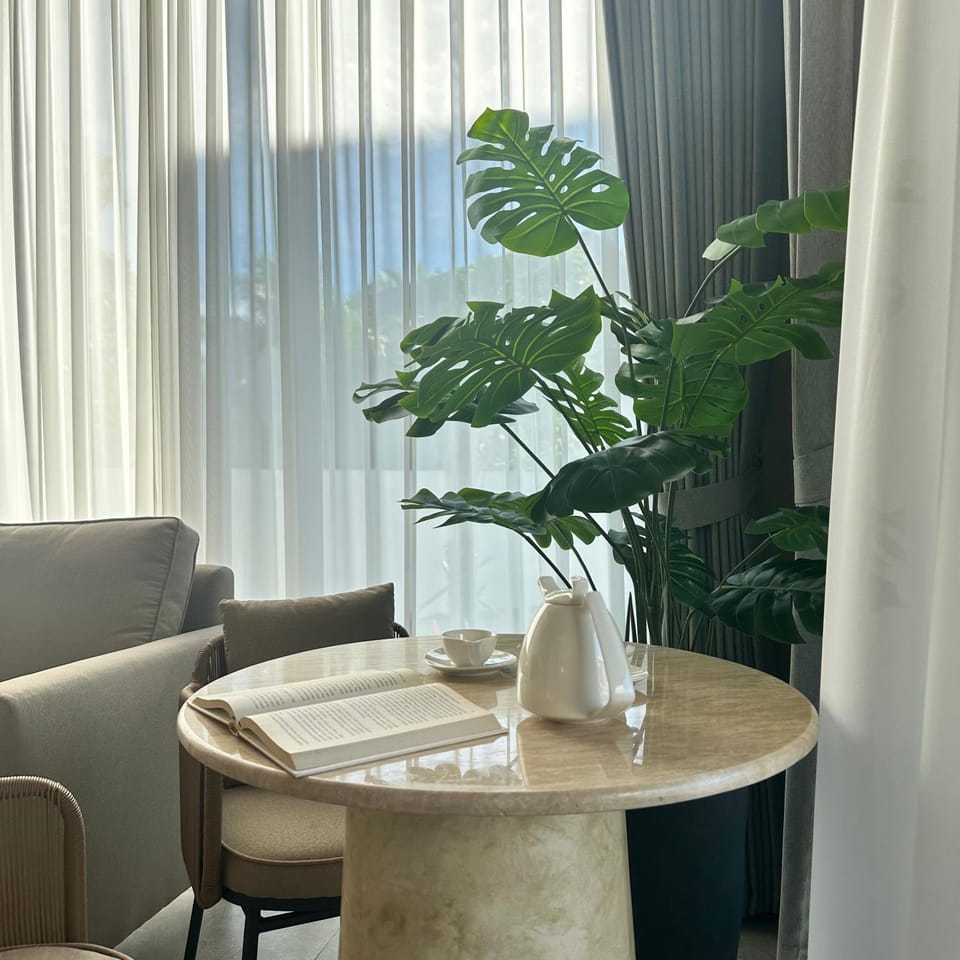 Coffee/tea facilities, Living room, Seating area