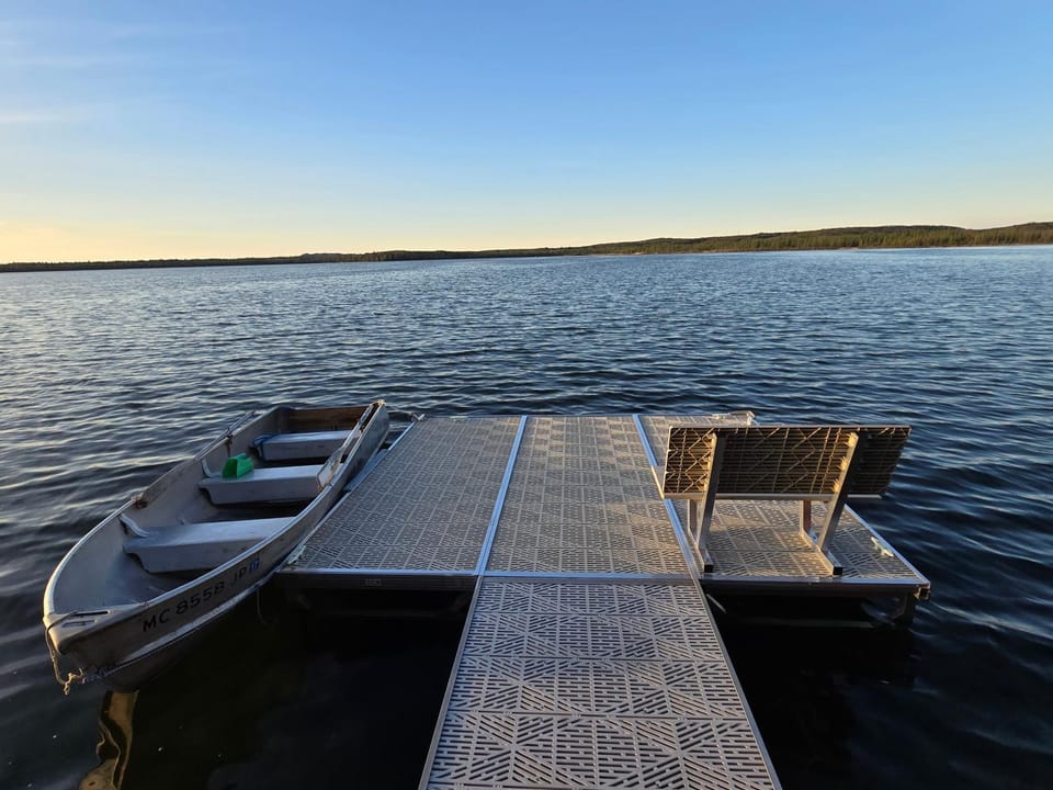 Lake Access! Twin Birch Resort - The Brown Bear House in Lake Township