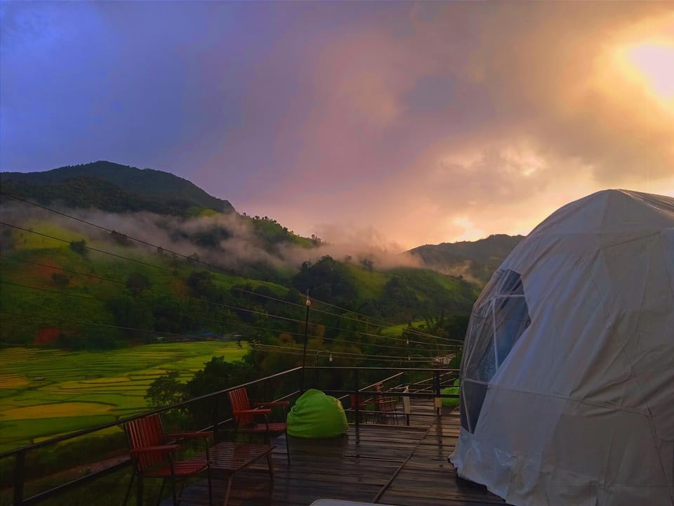 เวนิสบ้านเวร โดมใส Luxury tent in Laos