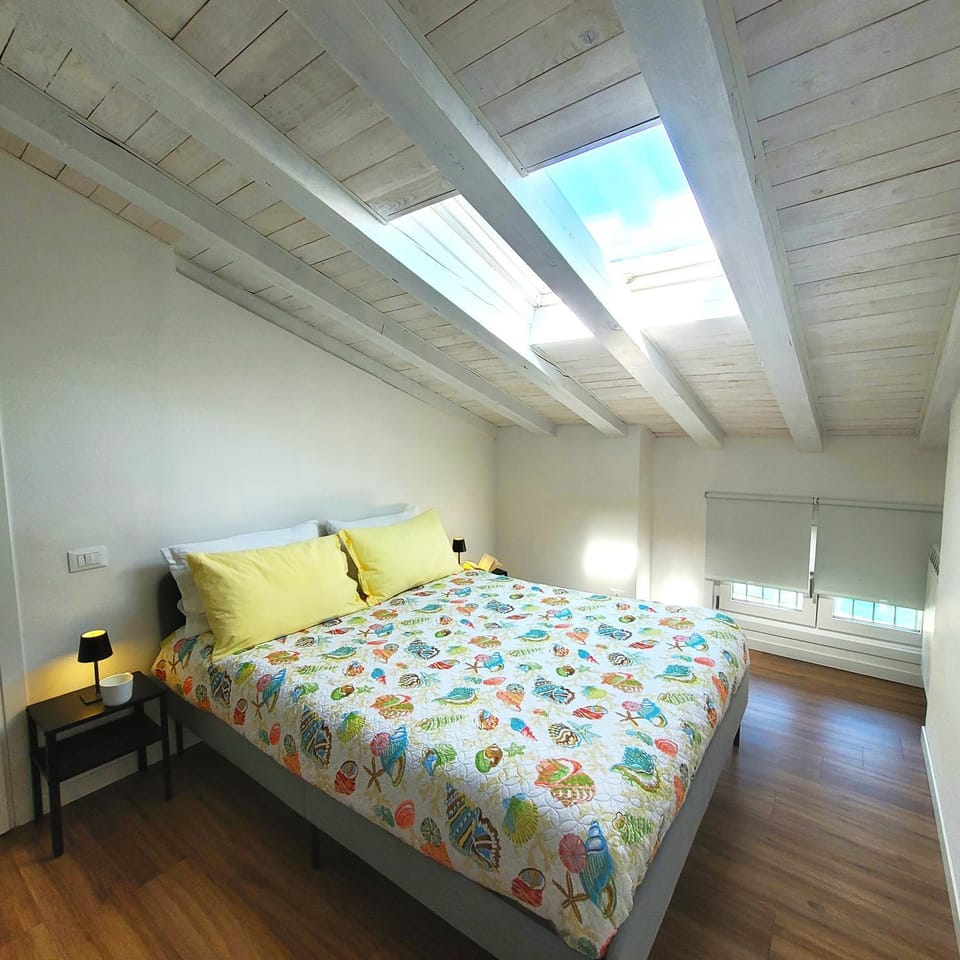 Light on Lake Iseo Apartment in Province of Brescia