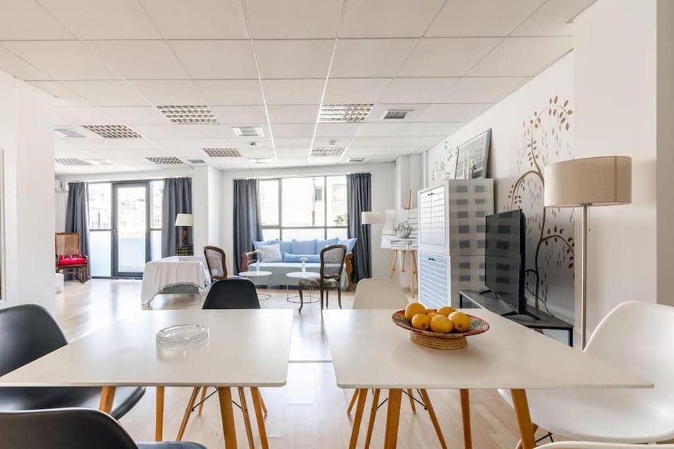 Downtown Spacious Loft Apartment just 3 minutes from City Centre Apartment in Heraklion