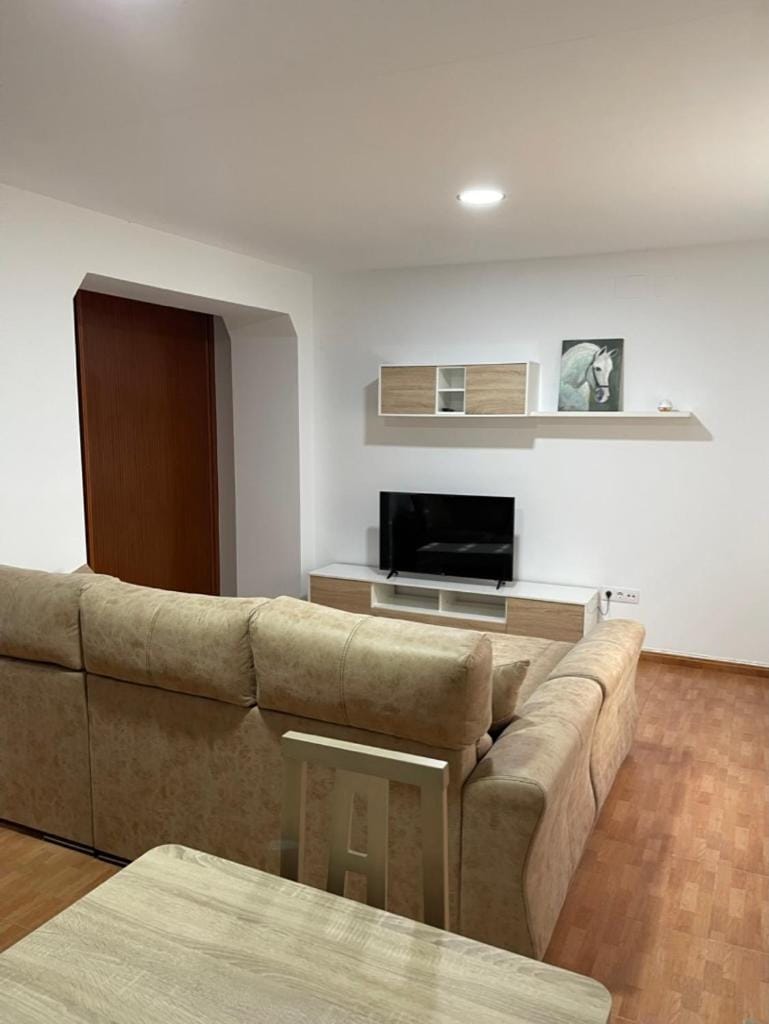 TV and multimedia, Seating area