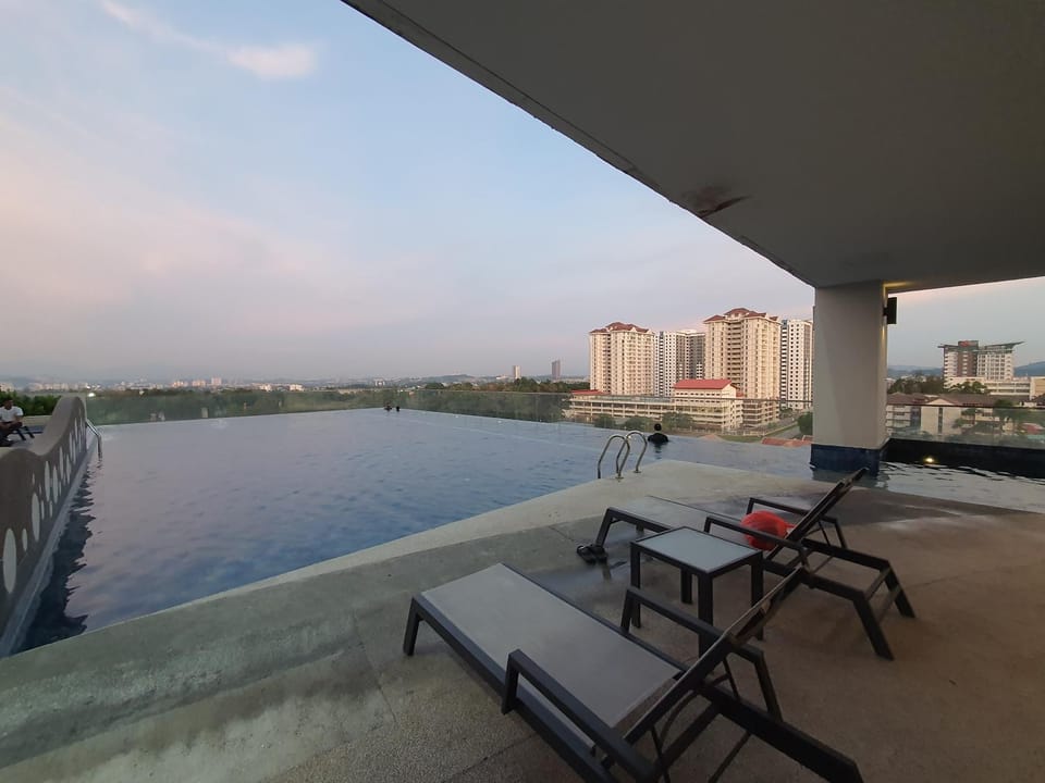 Swimming pool, Swimming pool