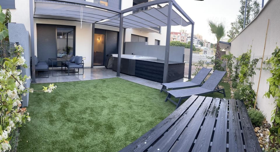 Day, Garden, View (from property/room), Balcony/Terrace, Seating area, Evening entertainment, Garden view, sunbed