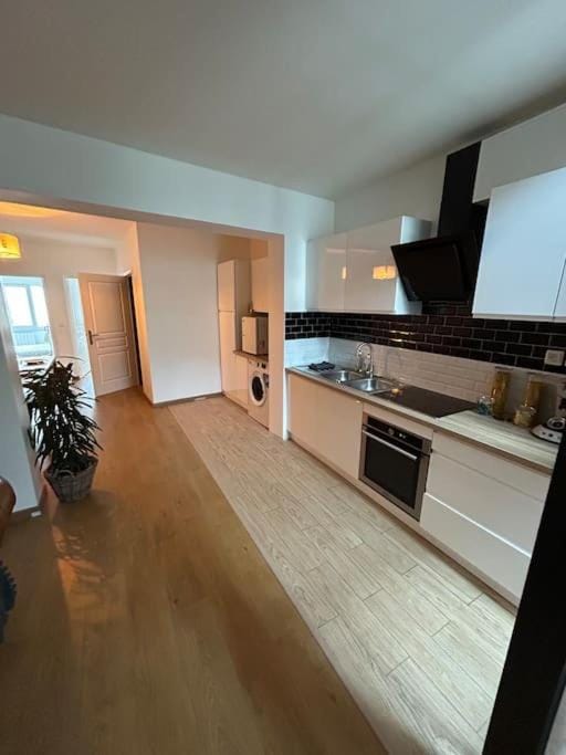 Grand Cru * Magnifique Duplex au cœur d’Epernay Apartment in Epernay