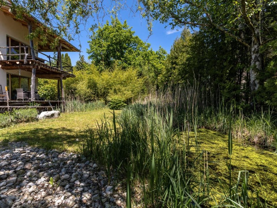 Design Ferienwohnung 2. Reihe Wörthsee mit Garten und großer Terrasse Apartment in Bavaria