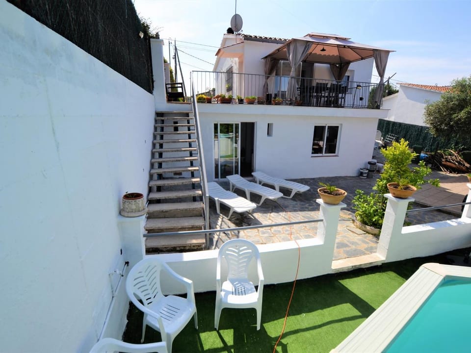 Vlla Gina a 3 kms d Lloret de mar Apartment in Selva