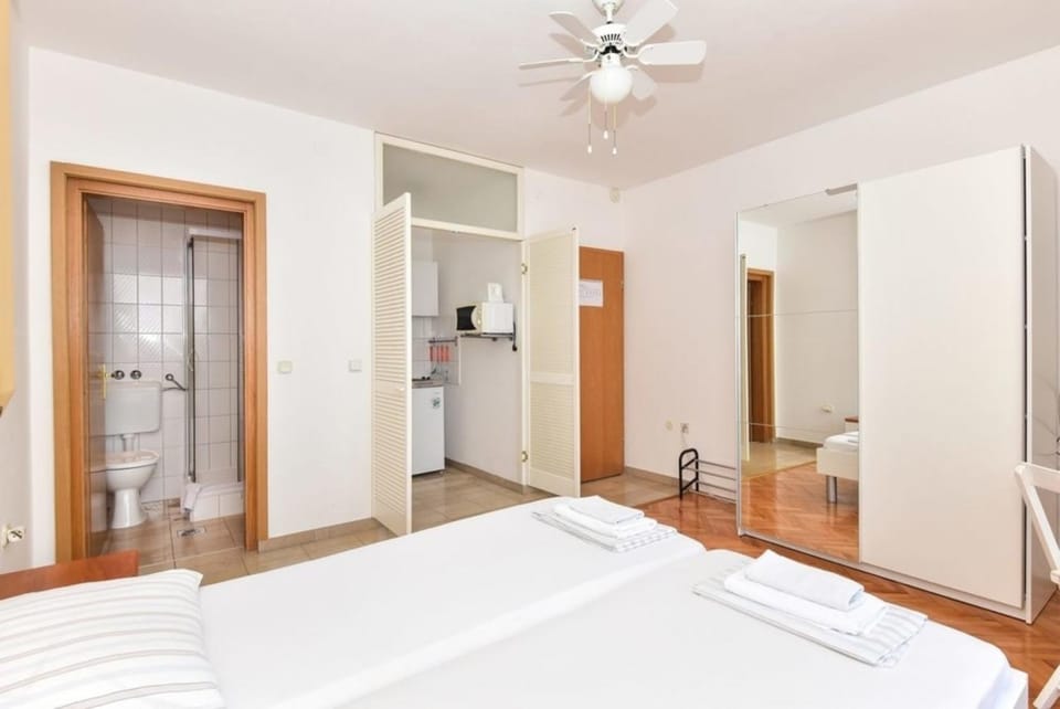 Apartment 4 Apartment in Baška Voda