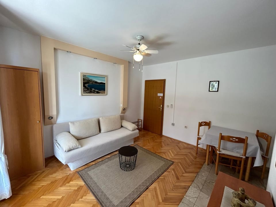 Villa Biokovo Apartment 5 Apartment in Baška Voda