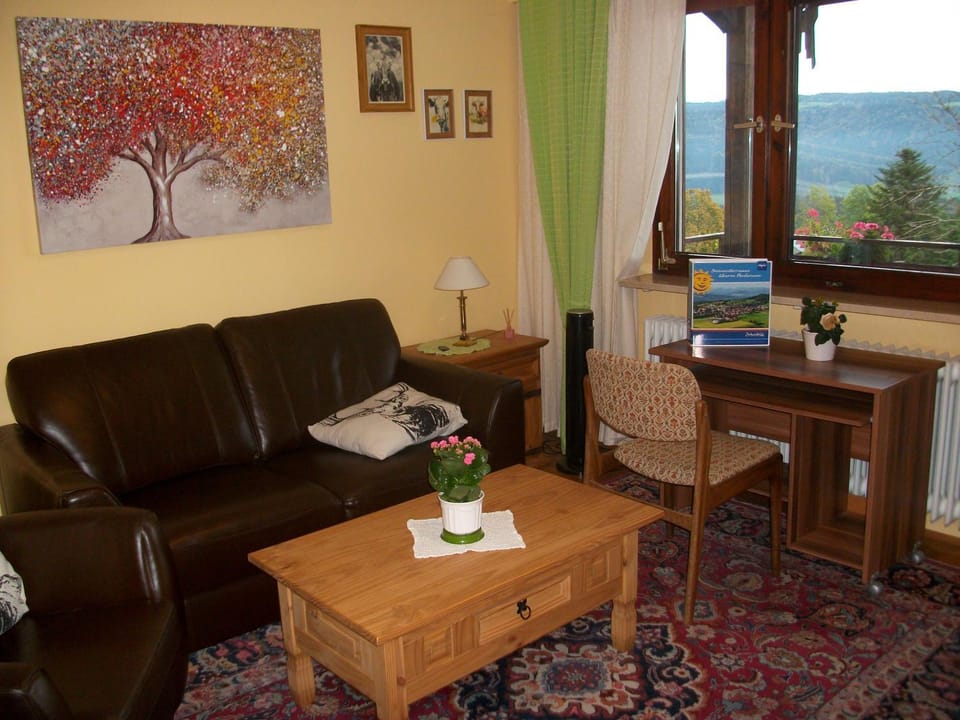 Living room, Mountain view