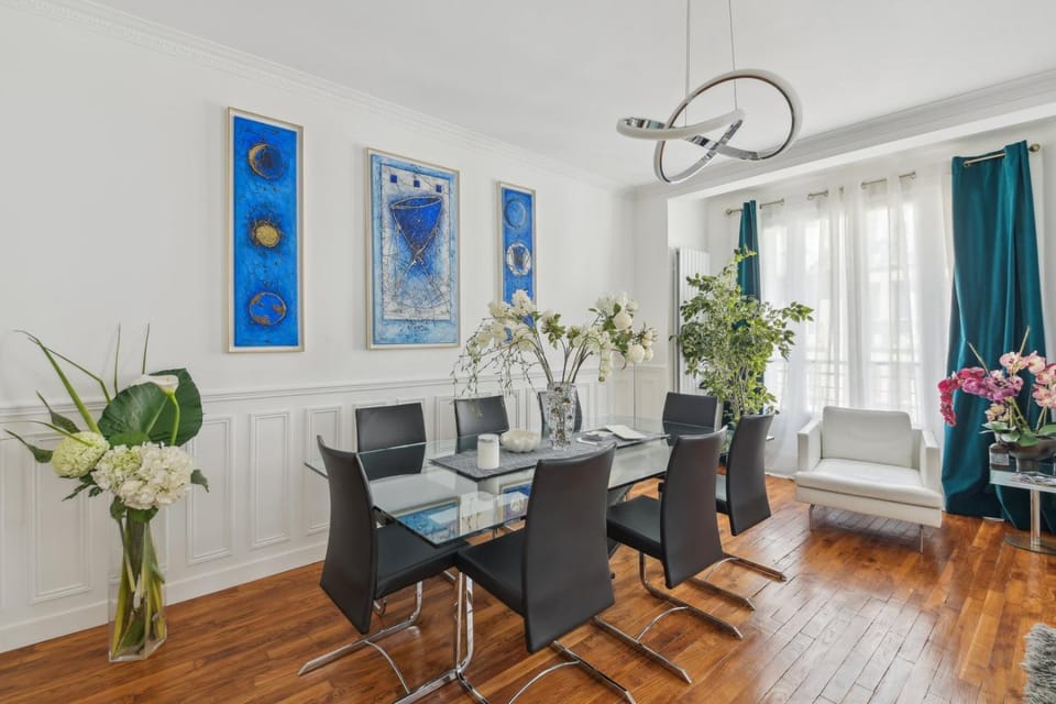 Élégance parisienne près des Champs-Élysées Apartment in Paris