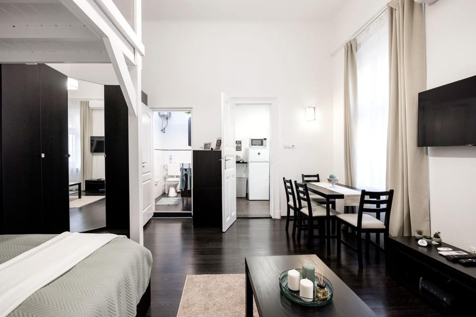 Bed, Living room, Dining area