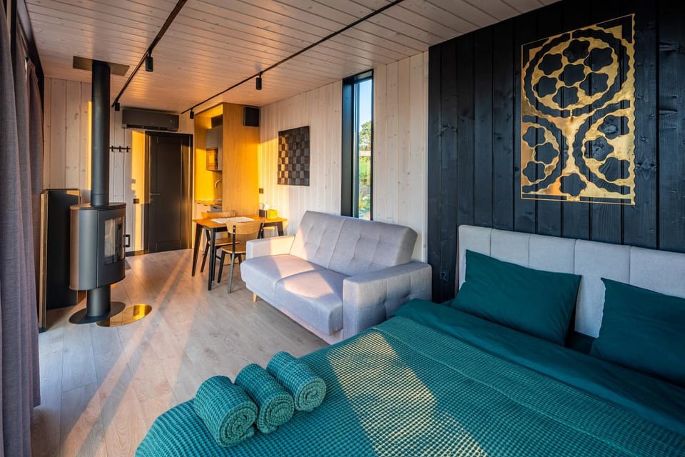 Bed, View (from property/room), Kitchen or kitchenette, flat iron