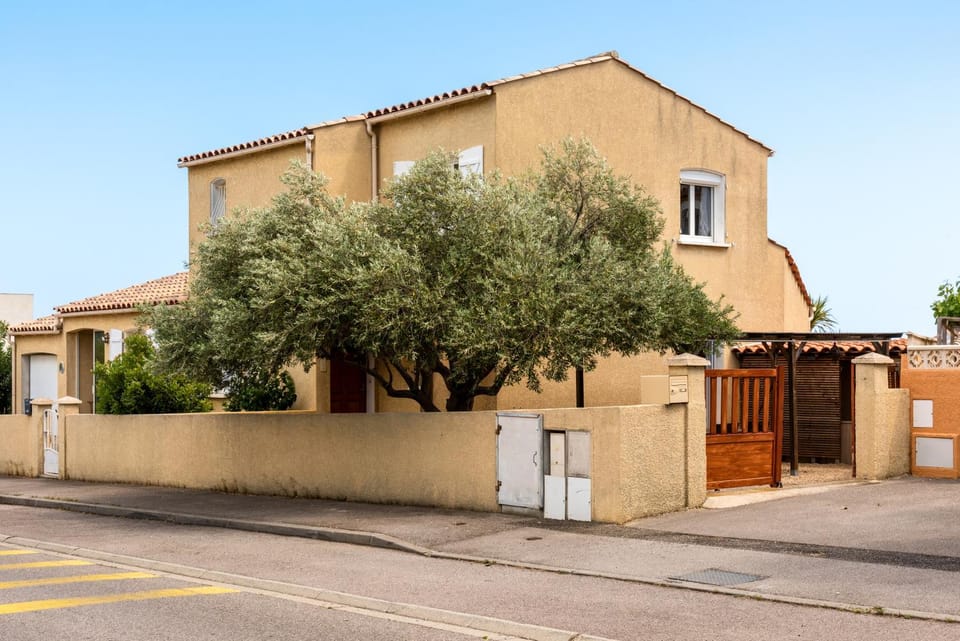 La Villa d'Isa et Seb House in Narbonne