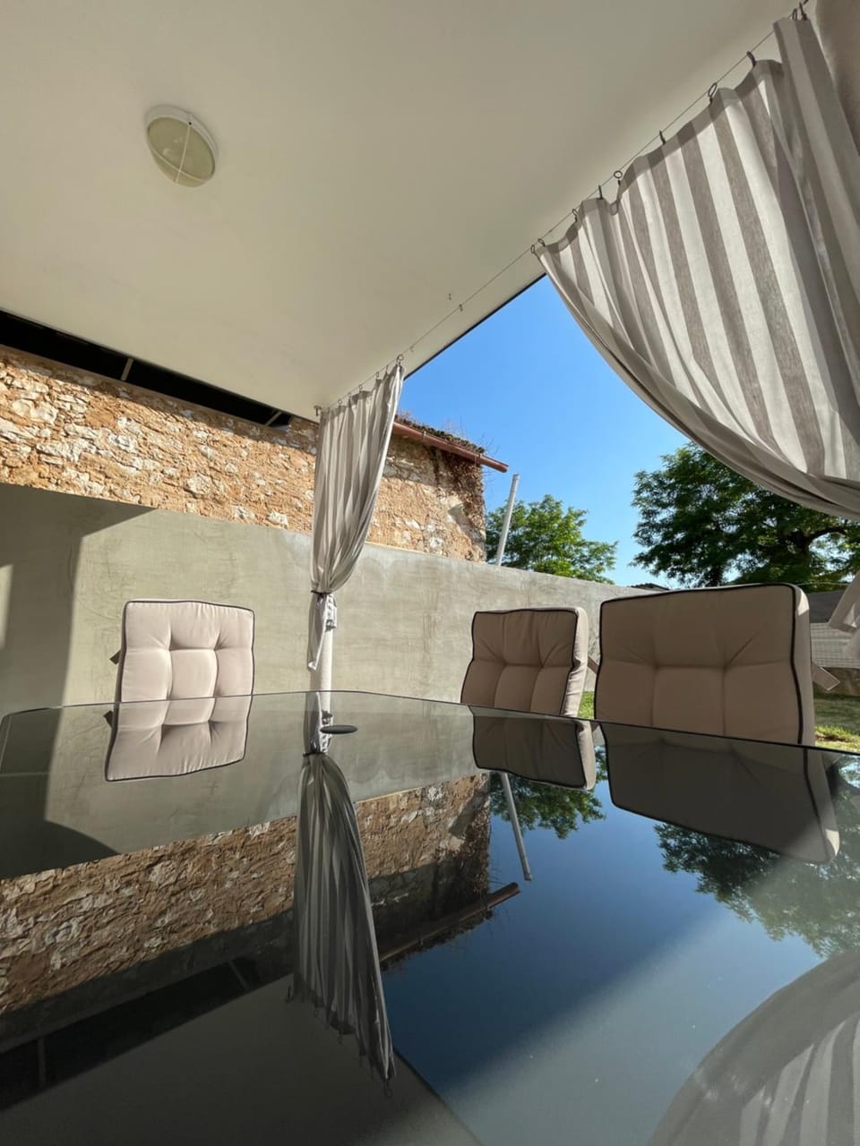 Seating area
