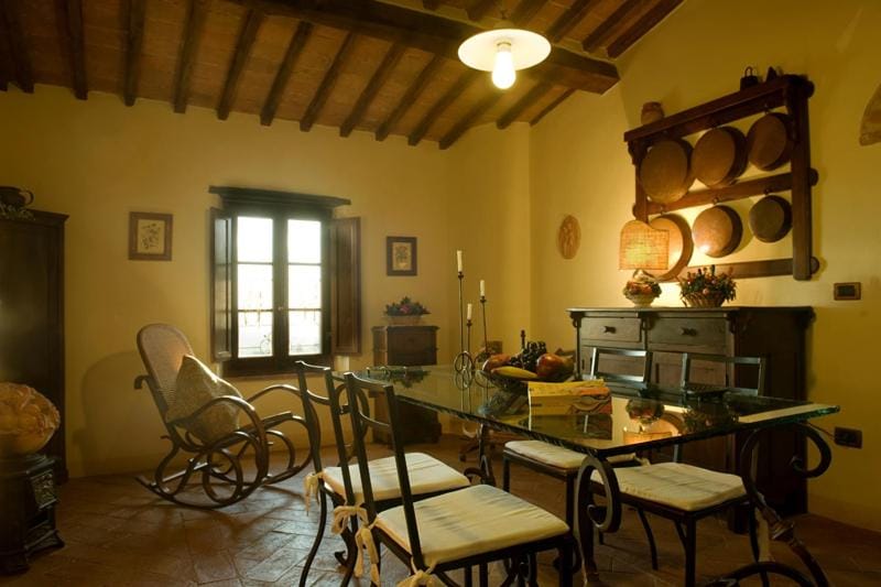Dining area, young children, older children, group of guests, Family