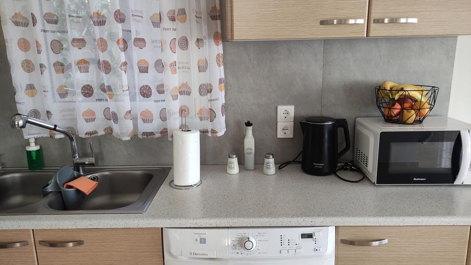Coffee/tea facilities, Kitchen or kitchenette, minibar