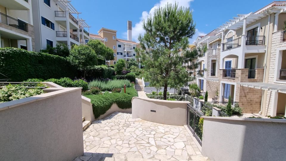 Lustica Lux Apartment in Kotor Municipality