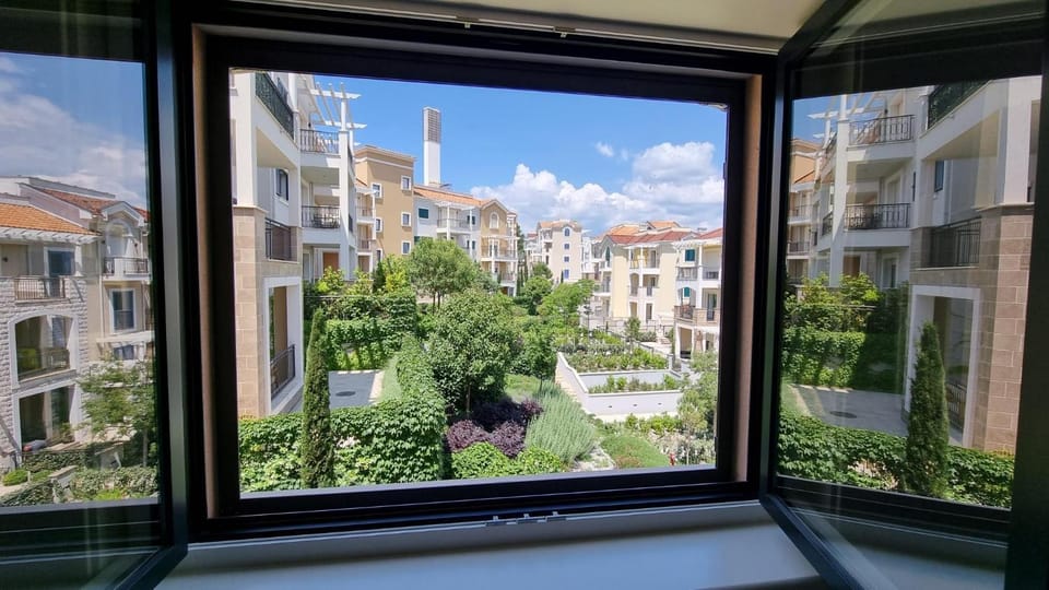 Lustica Lux Apartment in Kotor Municipality