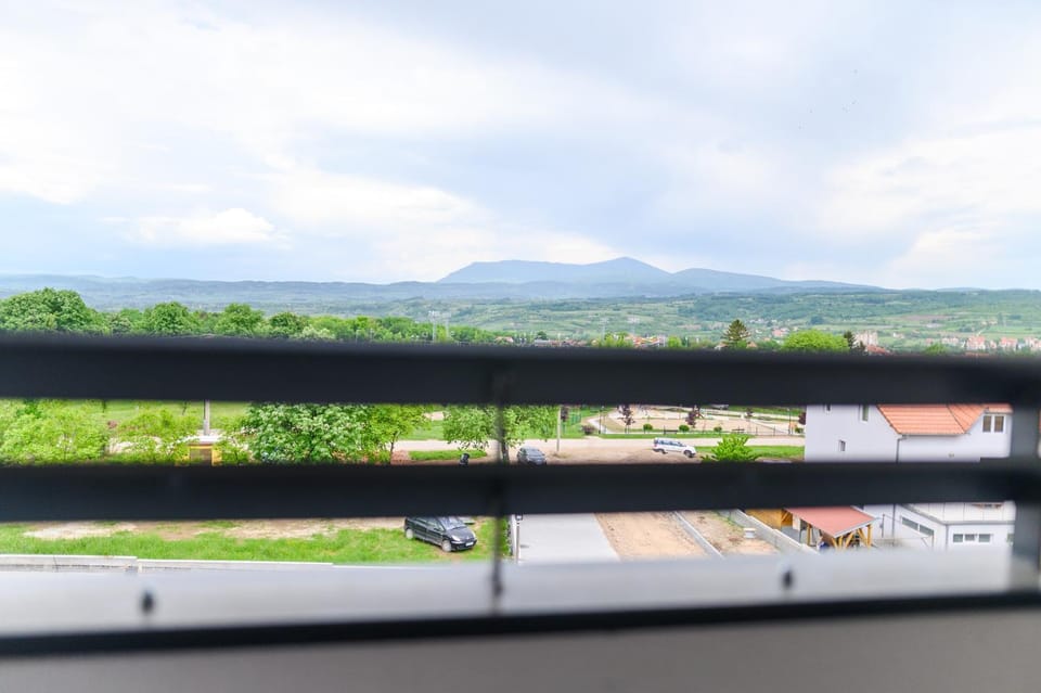 Day, Natural landscape, View (from property/room), Balcony/Terrace, Mountain view