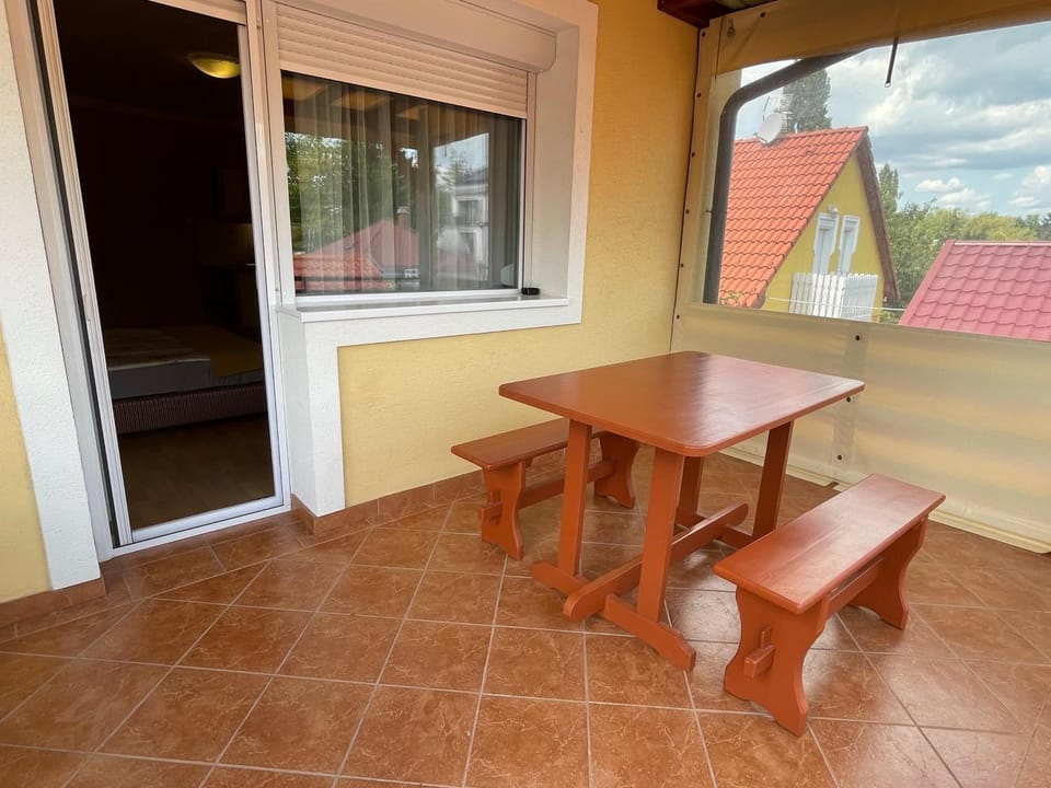 Sulák Apartmanház Apartment in Hungary