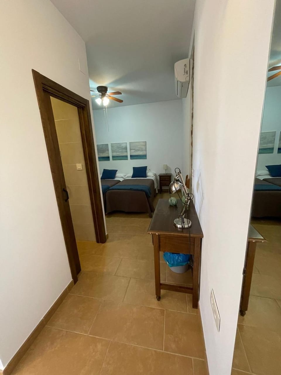 Bed, Photo of the whole room, Bedroom, fireplace, air conditioner