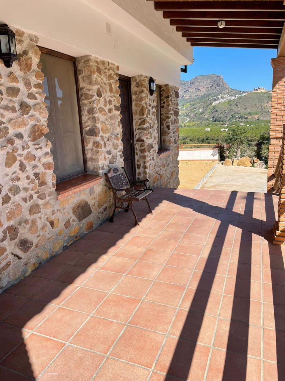 Property building, Natural landscape, Garden, Garden view, Mountain view, Parking
