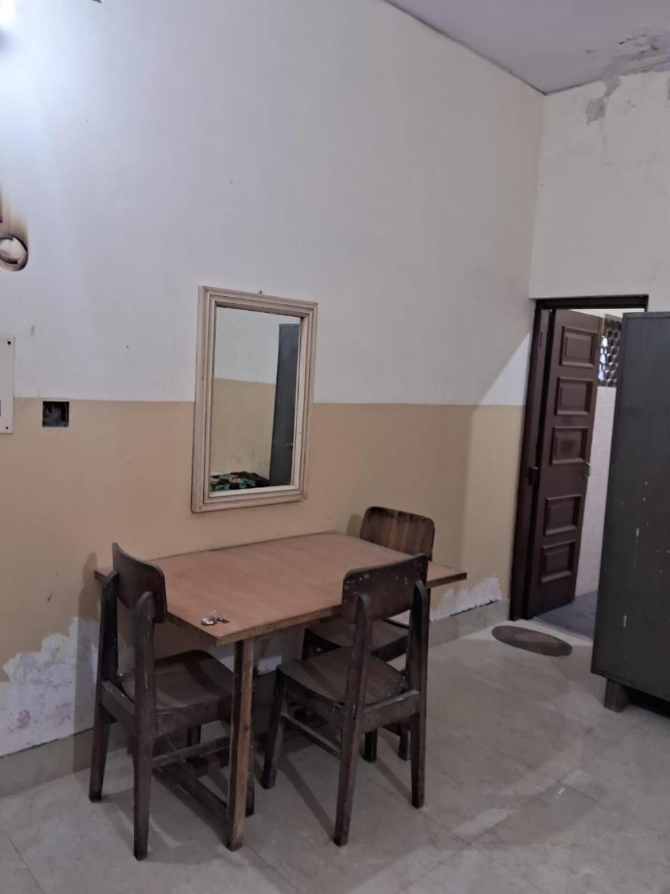 G.M. Guest House Bed and Breakfast in Varanasi