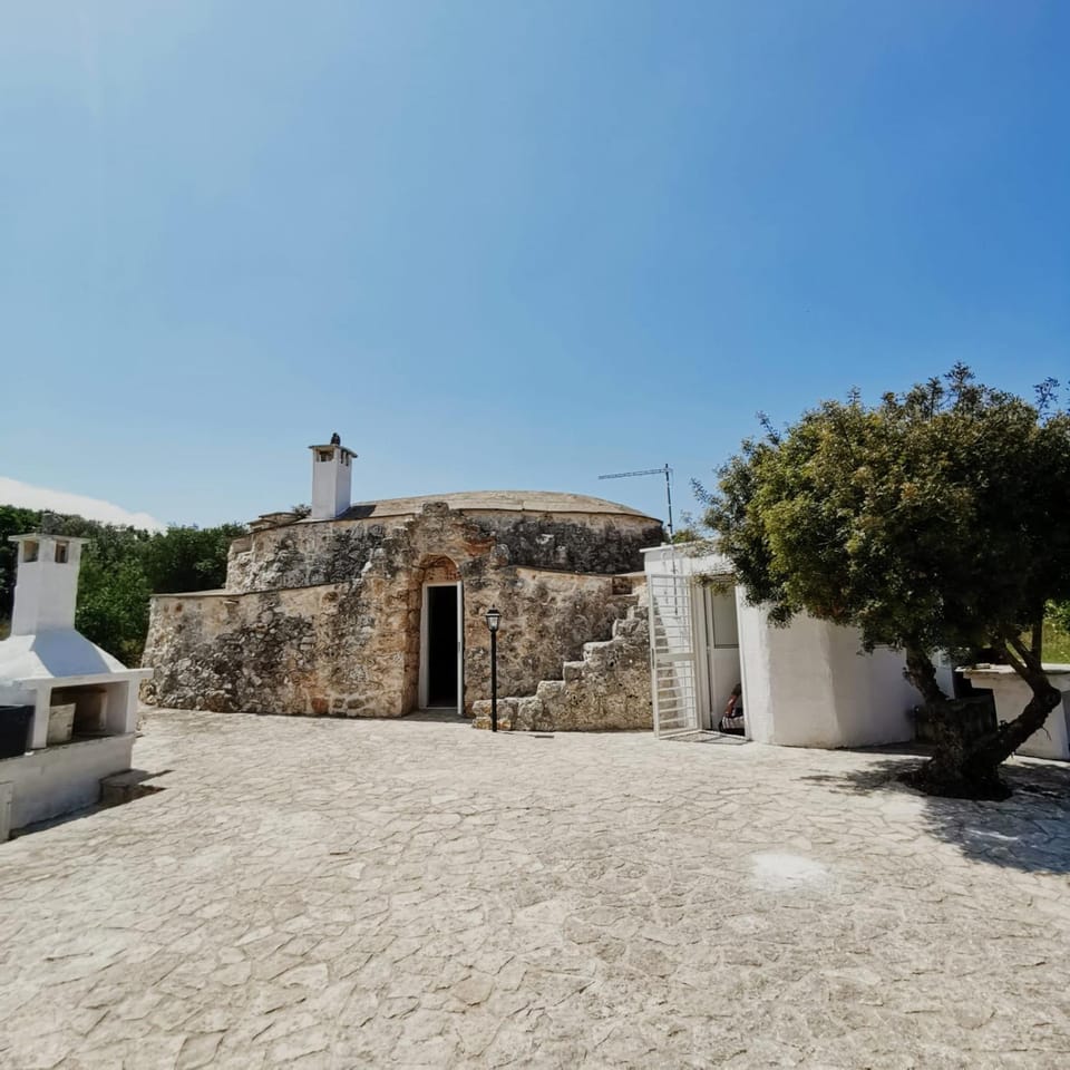 Property building, Patio